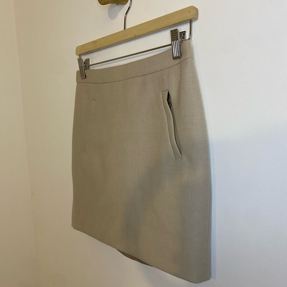 J Crew 100% Wool Mini Skirt Tan Size 00 - Picture 3 of 7